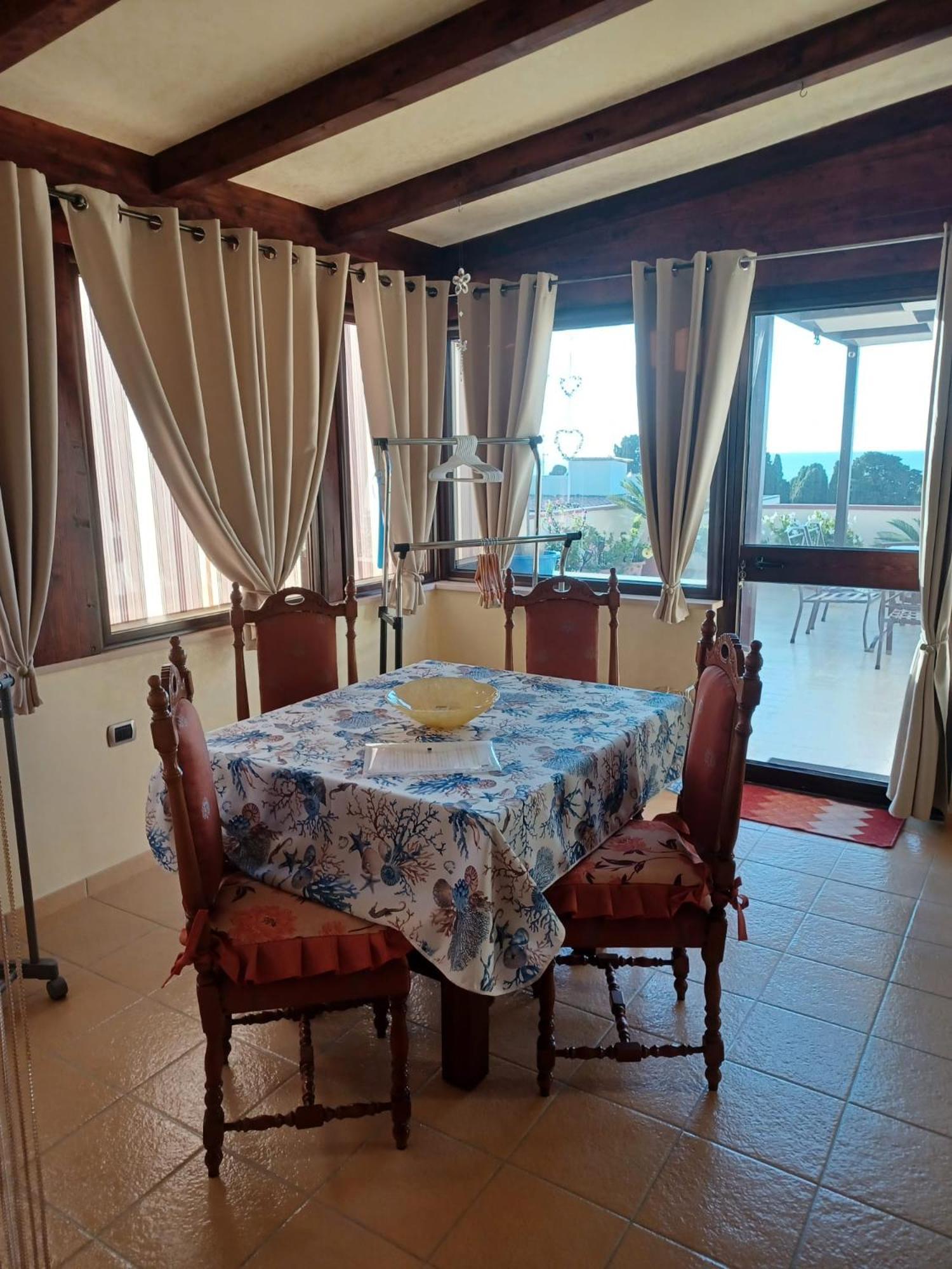 Sabine Accommodation Tropea Esterno foto